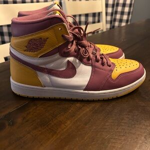 Nike Air Jordan High OG “Brotherhood” SIZE 11